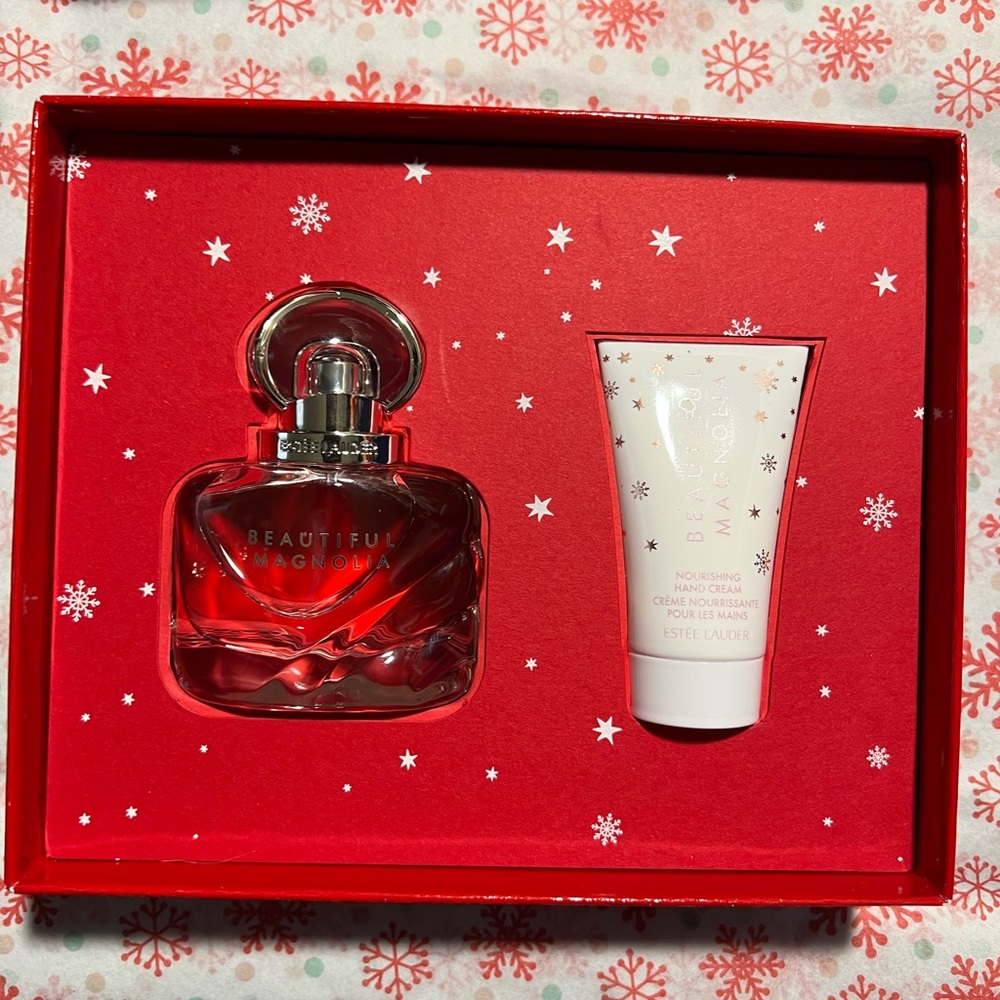 Estée Lauder ~ Beautiful Magnolia Duo